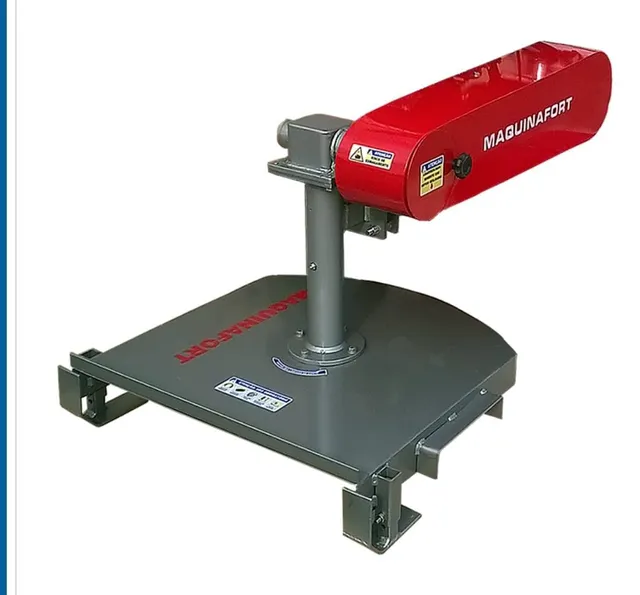 Roçadeira para Tratorito de 7 HP