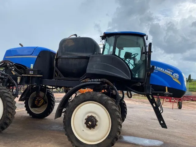 Pulverizador New Holland Sp 2500 27 Metros de Barras 3580 horas Fabricação 2016 