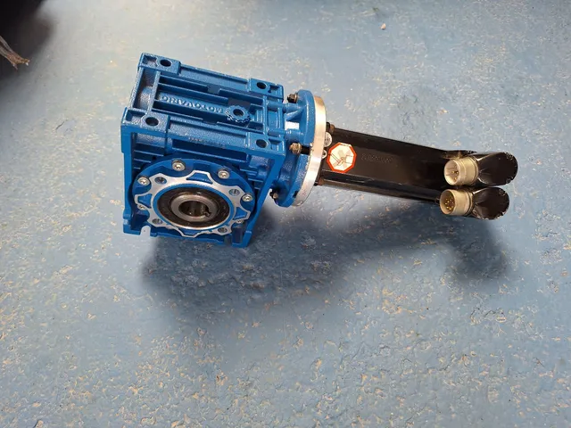Servo motor Schneider.