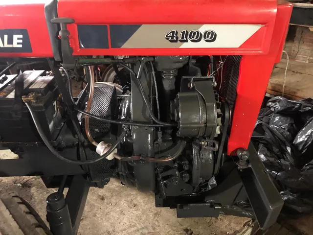 Trator 4100 