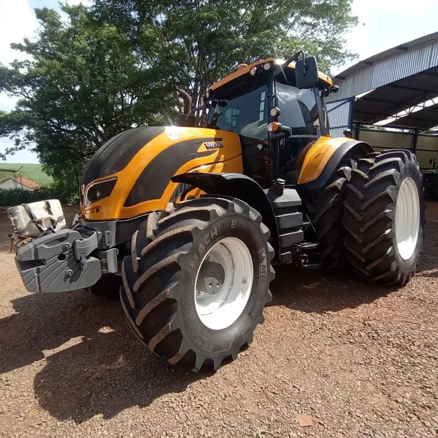 Trator a venda