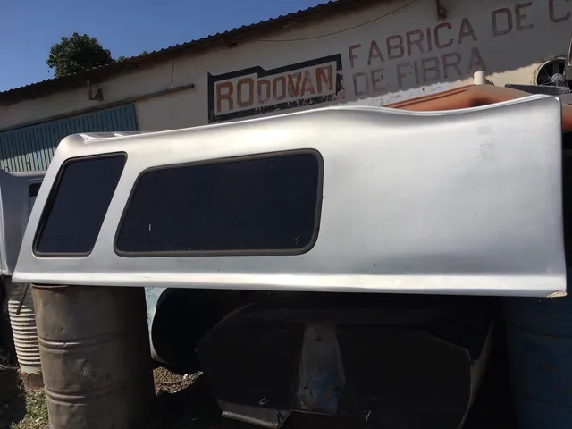 Capotas de fibra usadas F250
