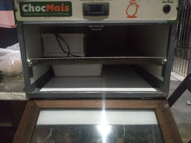 Chocadeira 120 ovos com ovoscopia