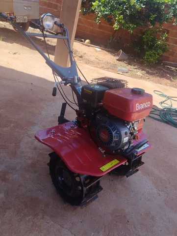 Moto cultivador 