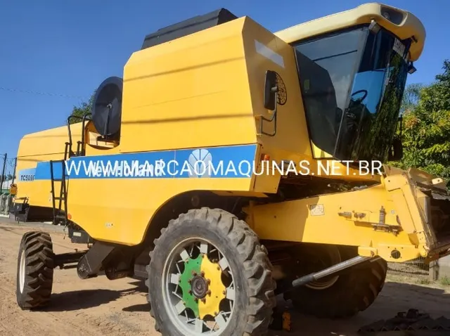TC 5090 Ano 2012 com 3.600 Hrs motor e 2.600 Hrs trilha, Peneira nivelante, 25 Pés