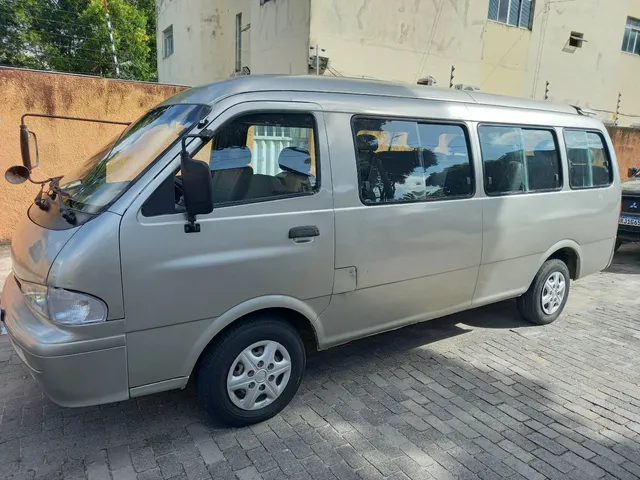 Kia besta 2004