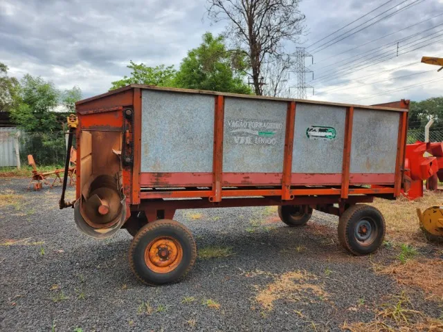 Vagão Forrageiro Realmaq 10000