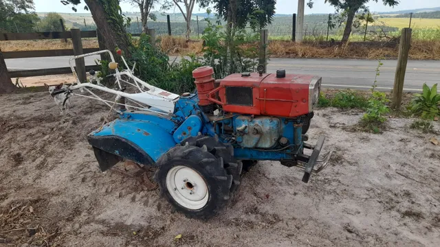 Tobatta micro trator 