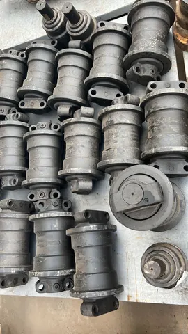 Disponível Material Rodante de Diversas Máquinas e Modelos.