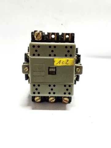 Contator SIEMENS a 3TA2210-0A 220V 