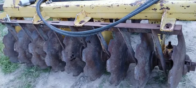 Vendo grade de aradá hidráulica 