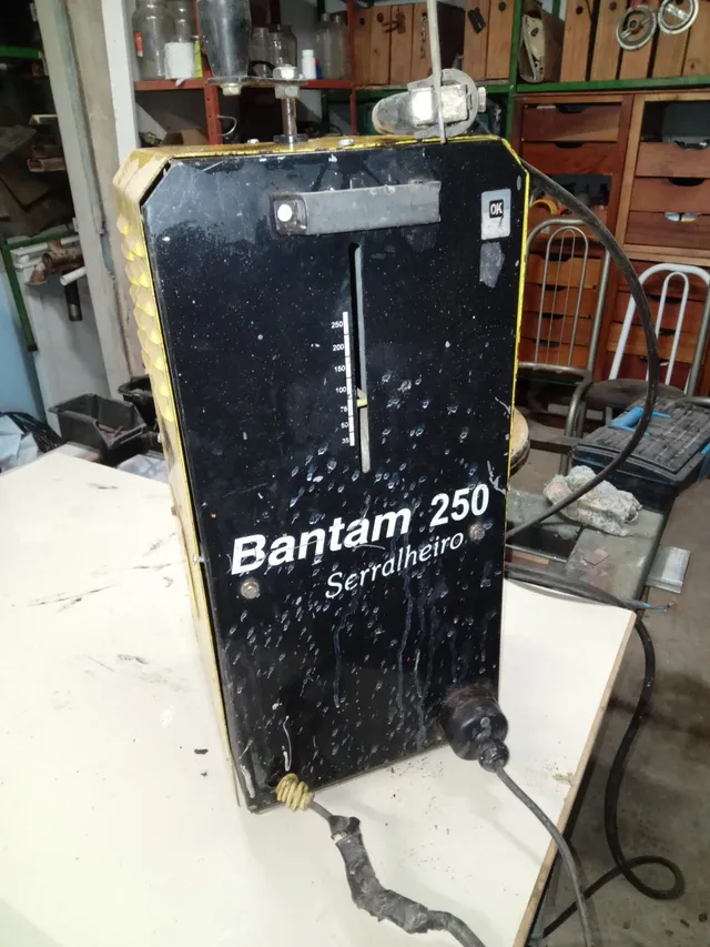 Maquina de Solda Bantam 250 Serralheiro