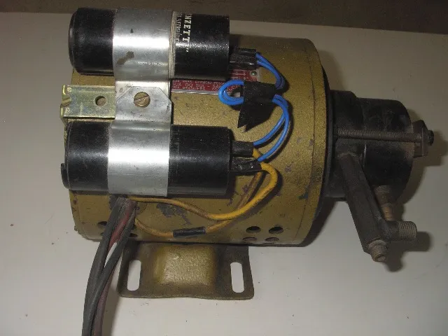 Motor com Bomba Hidráulica