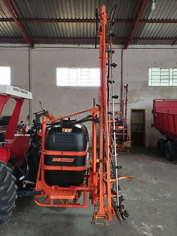 Pulverizador jacto 600 litros automático 