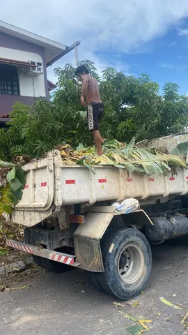 Limpeza de obras disk entulho com ajudantes 