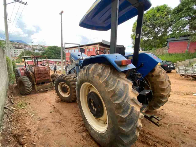 Trator new holland tl 85E