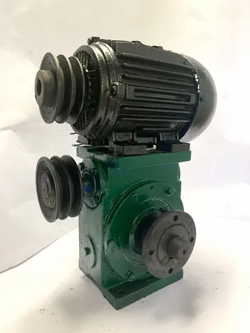 Moto redutor redução 1:30 1cv 1750RPM trifásico 