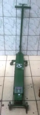 Macaco Jacaré 02 ton