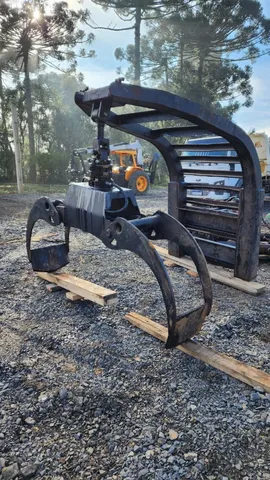 Grua Florestal 