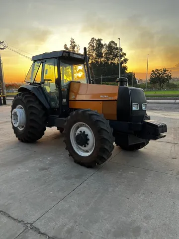 Trator BH 160 ano 2006 $150mil