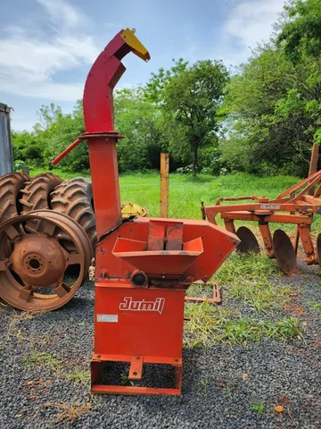 Implementos agricolas Tanque água, churumeira, ensiladeira, betoneira, enxada rotativa