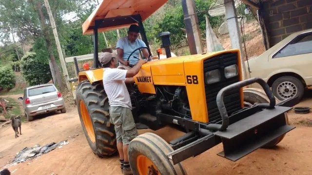 Trator Valmet 68