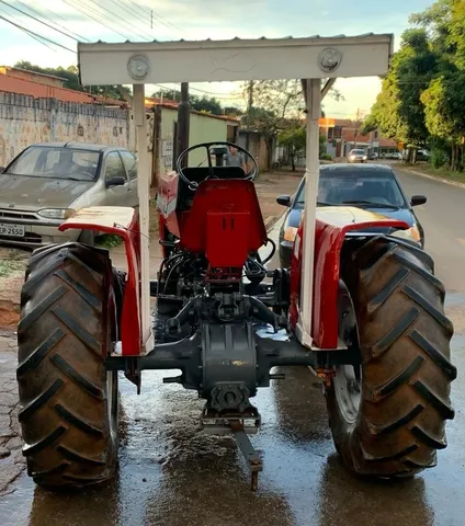 Trator Massey Ferguson 235