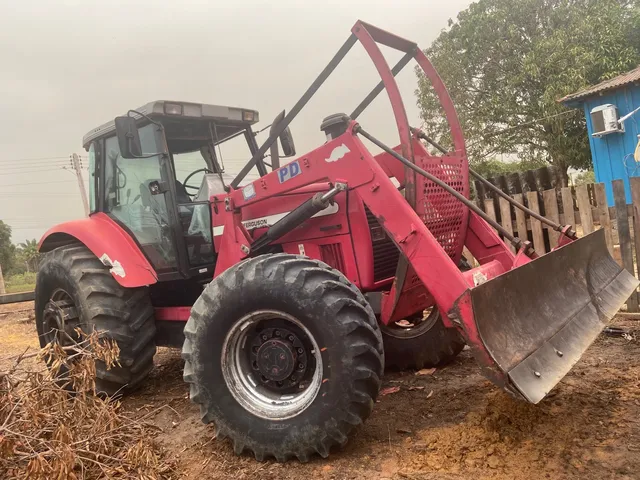 TRATOR MASSEY FERGUSON 4x4 MF 680 HD CABINADO ANO 2005 