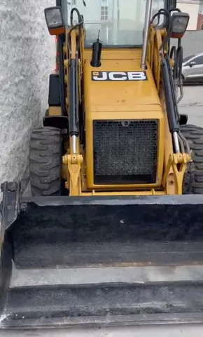 MINI RETROESCAVADEIRA JCB 1CX ANO 2008