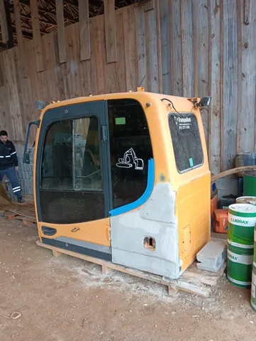Cabine escavadeira Hyundai 