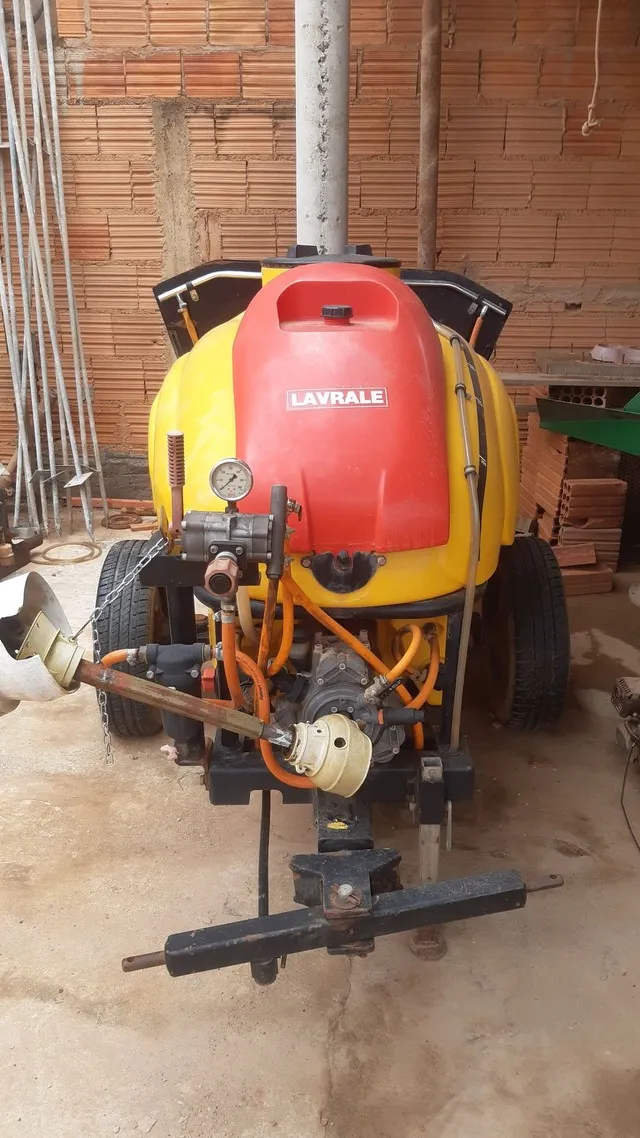 Pulverizador lavrale pvu 500 pra uva 500 litros de arrasto ano 2014