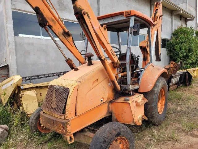 Peças de Retro Escavadeira Fiatallis (desmanche) sucata de FB80.2