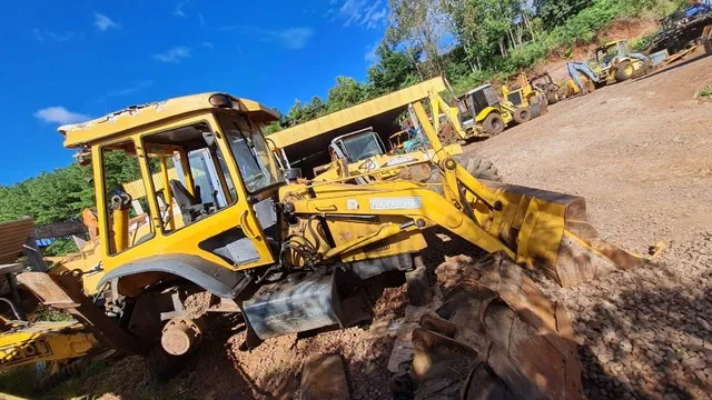 Sucas Randon RK 406B Disponível Para Retirada De Peças