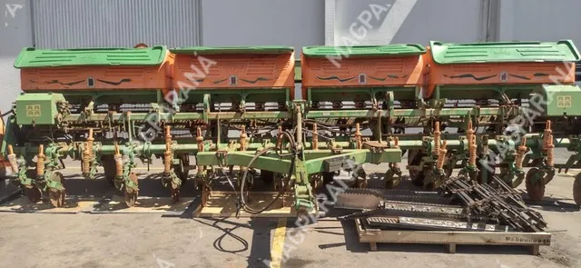 Plantadeira Stara Victória 7200 16 Linhas Mecânica Fabricação 2009