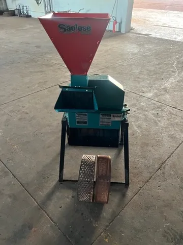 Triturador com Motor Eletrico São José