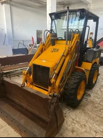 Mini retroescavadeira jcb 1cx 