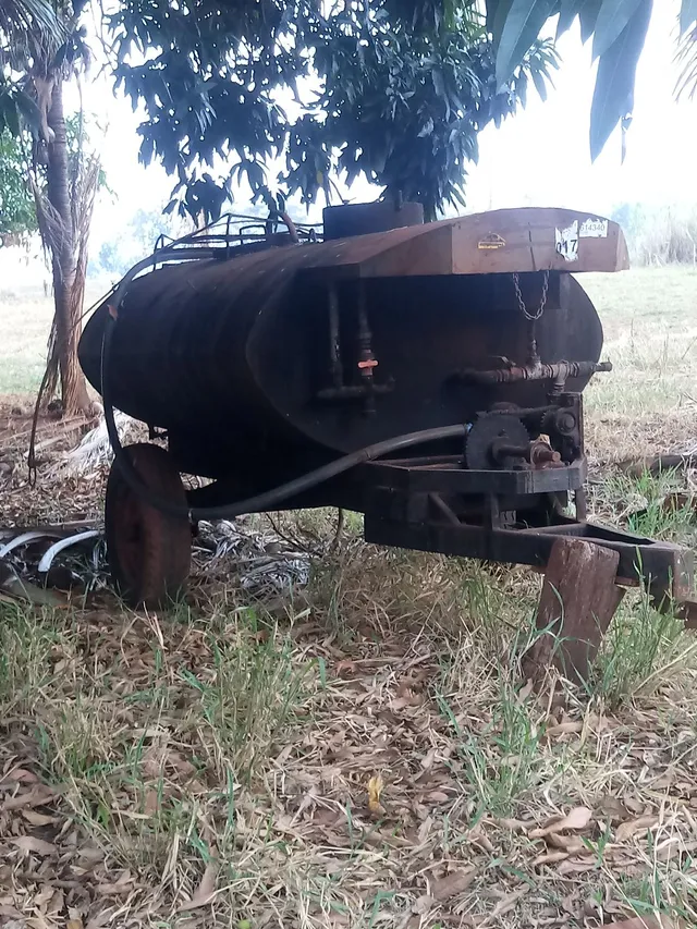 Tanque c bomba
