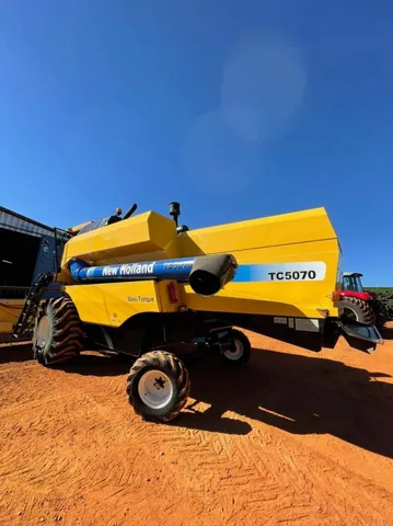 New Holland TC 5070