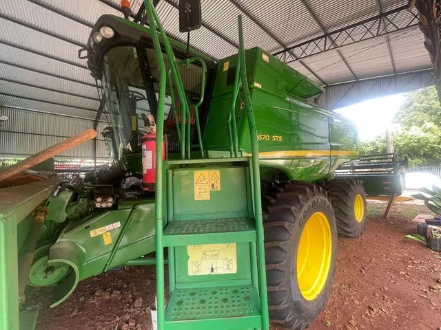 Colheitadeira John Deere STS9670