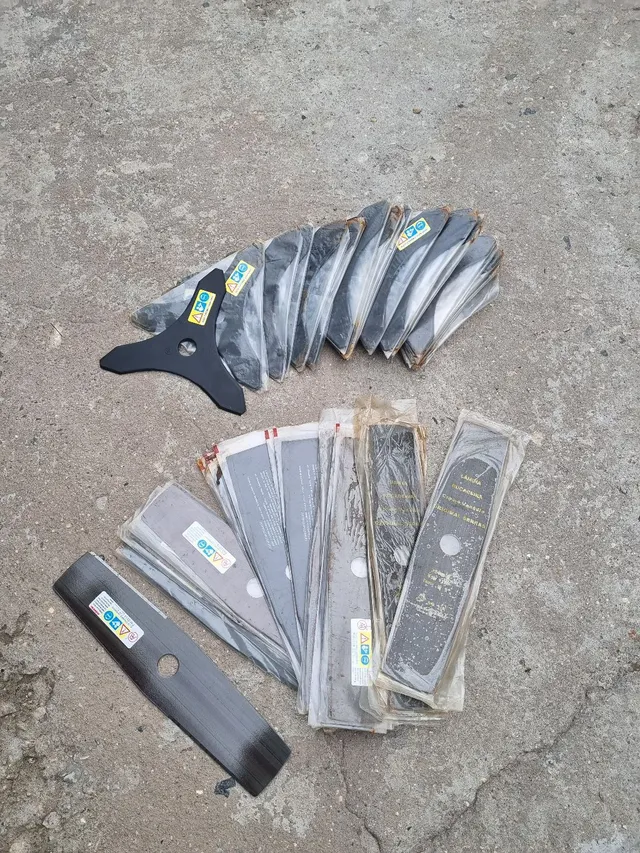 Vendo lâminas de roçadeira 