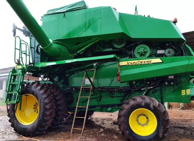Colheitadeira John Deere 