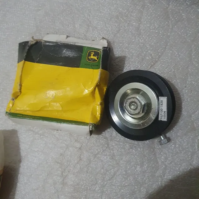 Escavadeira John deere hitachi polia tensionadora nova original 4346770