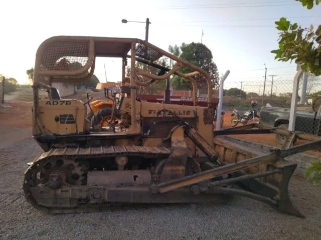 Trator de Esteira Fiatallis AD7B