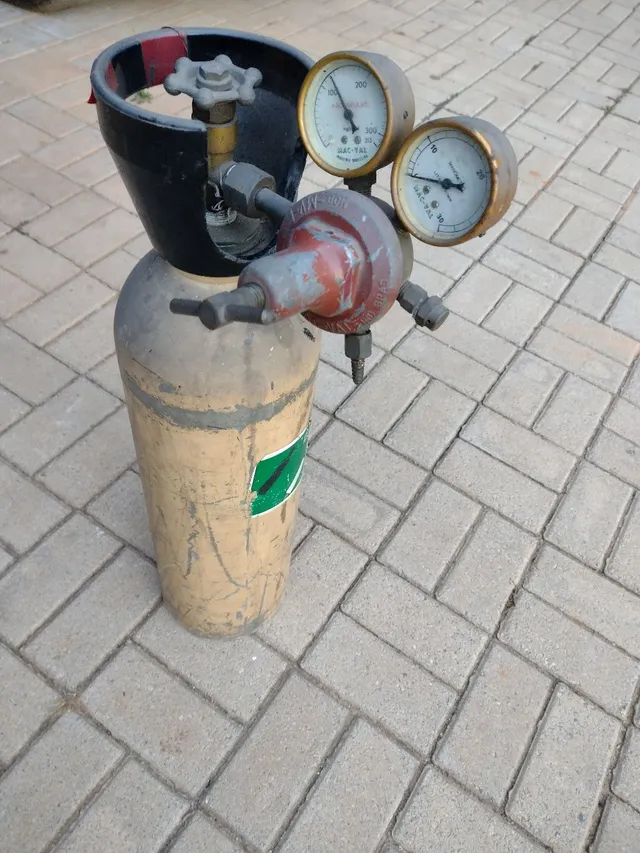 Cilindro 7kg com carga de gás Neônio 