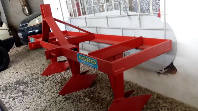 Arado pé de pato Riscador aterrador implemento agrícola para trator $ 2,900,00