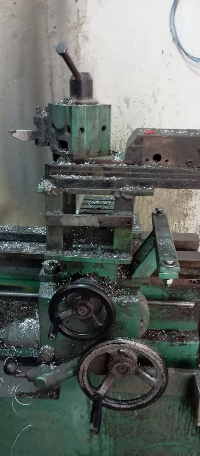 Torno mecânico 