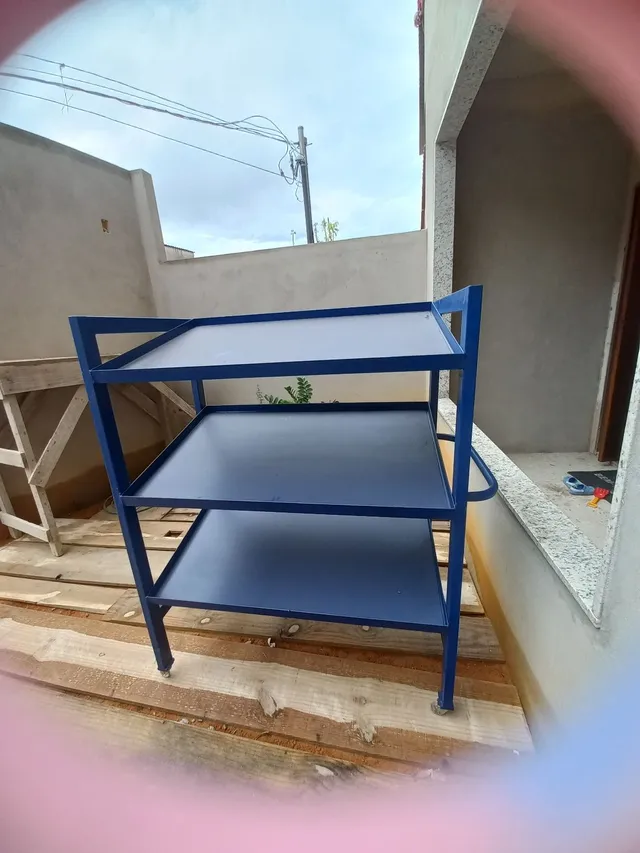 Carrinhos para ferramentas com pés giratórios 