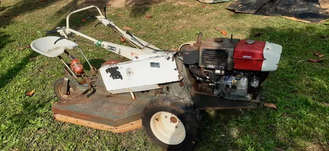 Yanmar tc 12 ano 2003