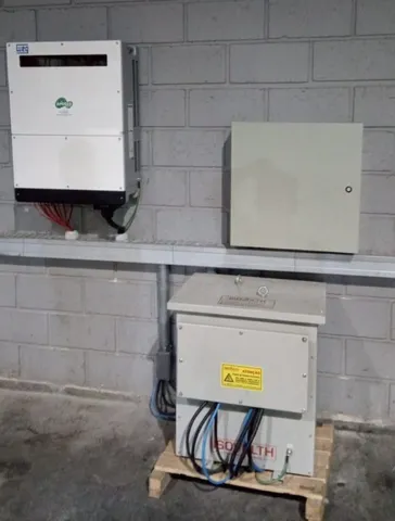Transformador para inversores - Auto Transformador 50kva 380/220v - IP21