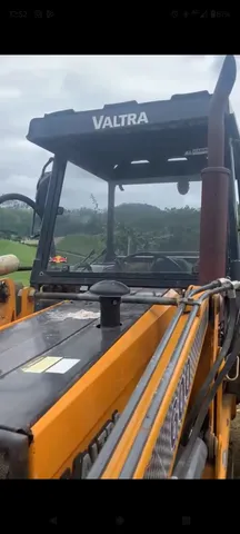 Trator Valtra 